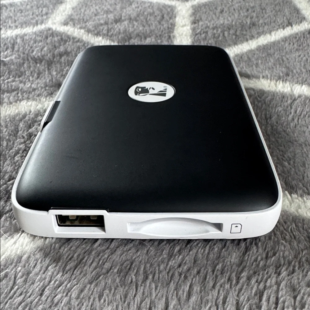 Kingston - MobileLite Wireless G2 5-in-1 Mobile Companion w/ Case